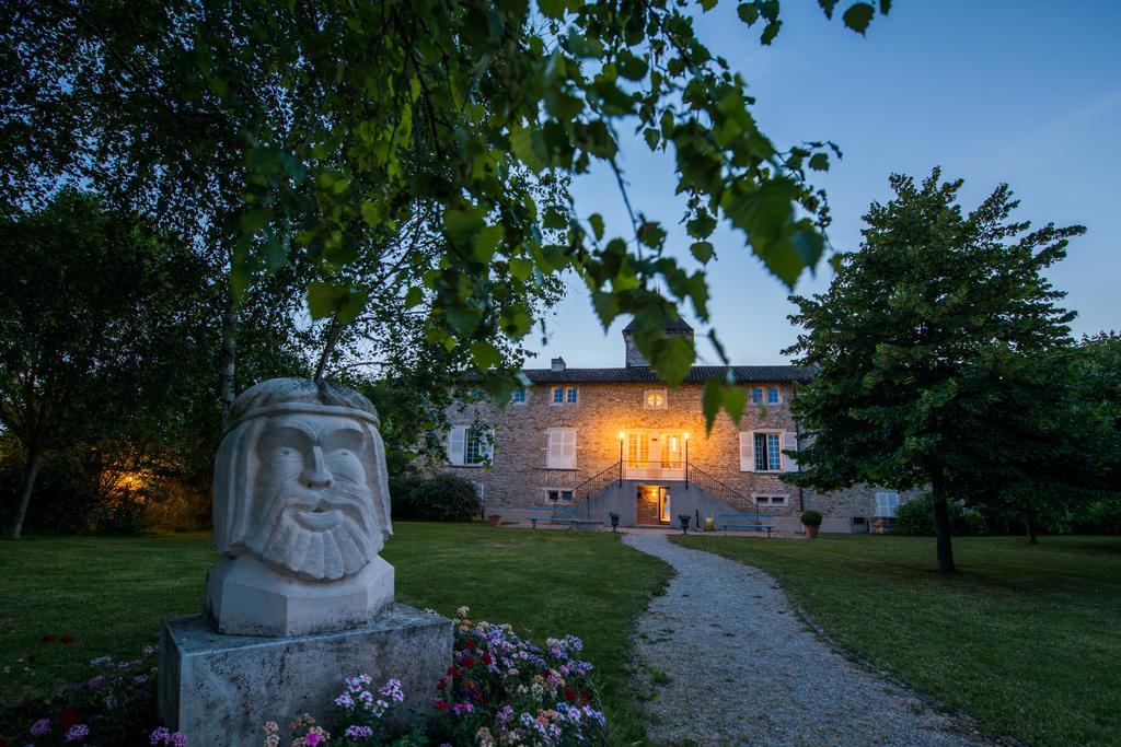 Hotel-Restaurant Le Chateau De Besseuil, Macon Nord - Teritoria Clessé Buitenkant foto